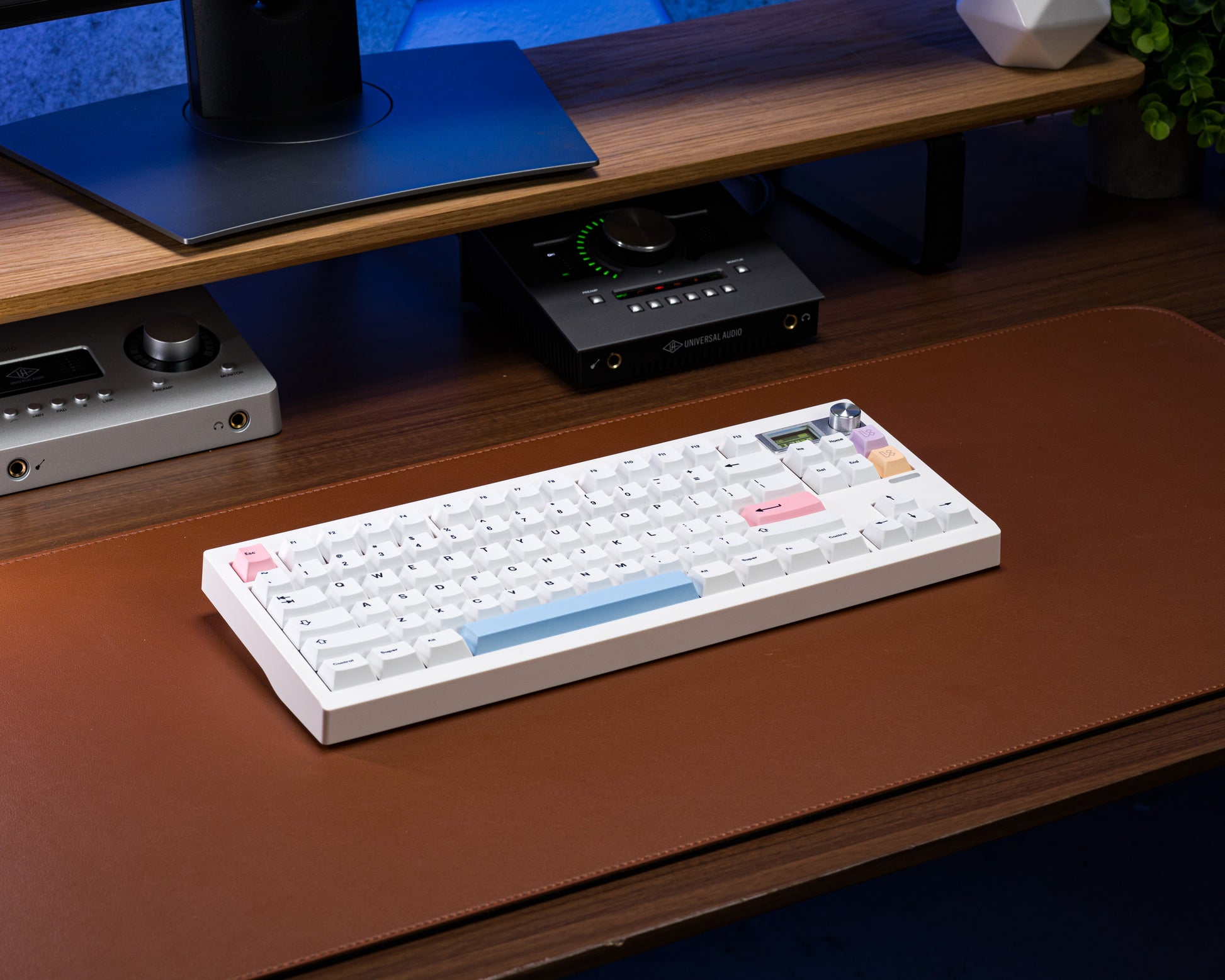 PBT keycaps set: white keys with pink and blue accent keycaps.