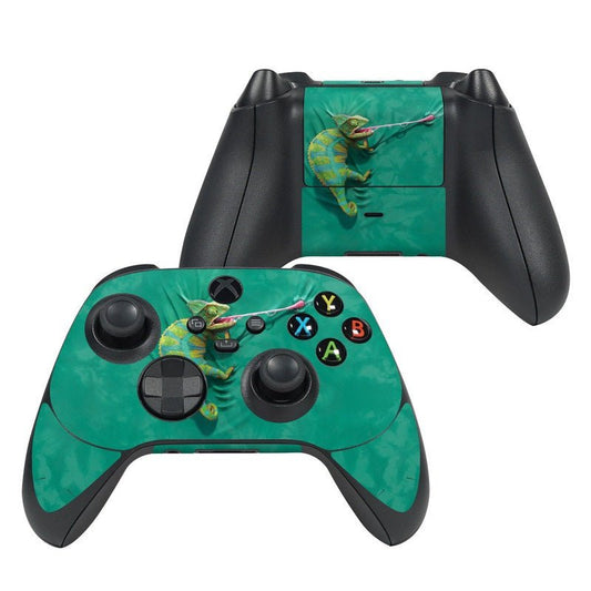 Xbox Series X controller skin with green iguana graphic on front and handles